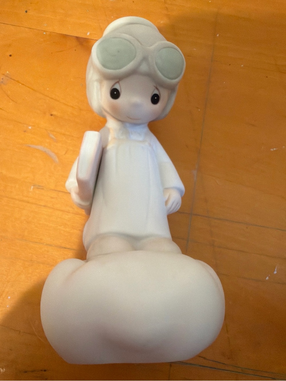 Trust in the Lord Hummel figurine.